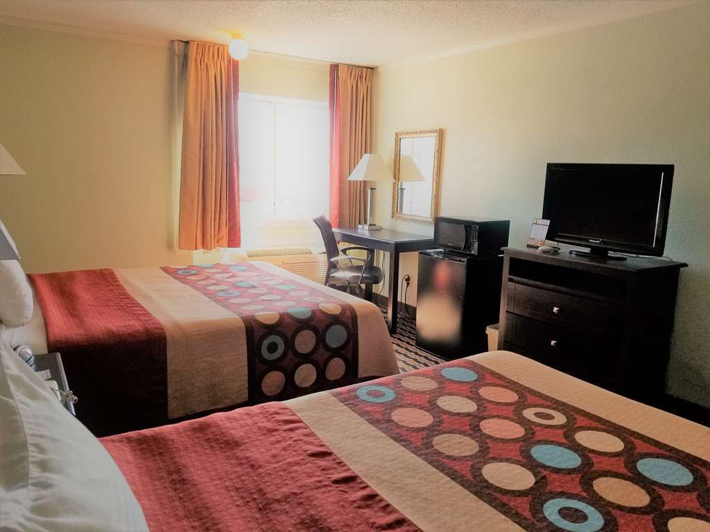 Hotel Super 8 By Wyndham Des Moines Habitación foto
