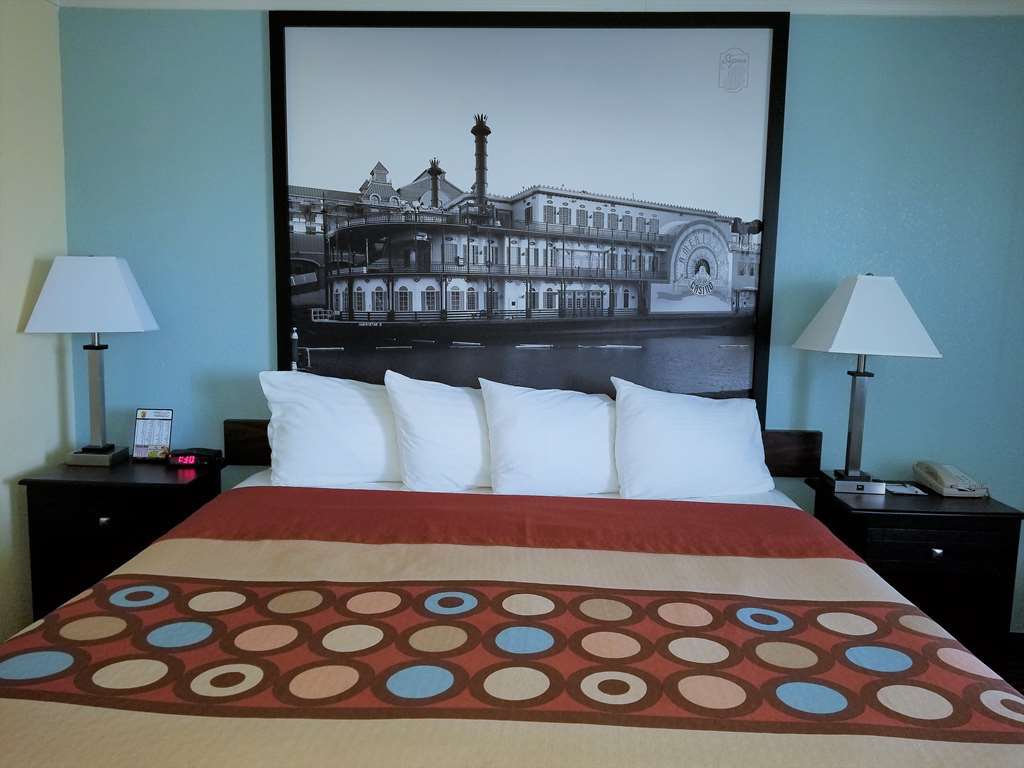 Hotel Super 8 By Wyndham Des Moines Habitación foto